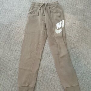 Boy’s XL Nike sweatpants